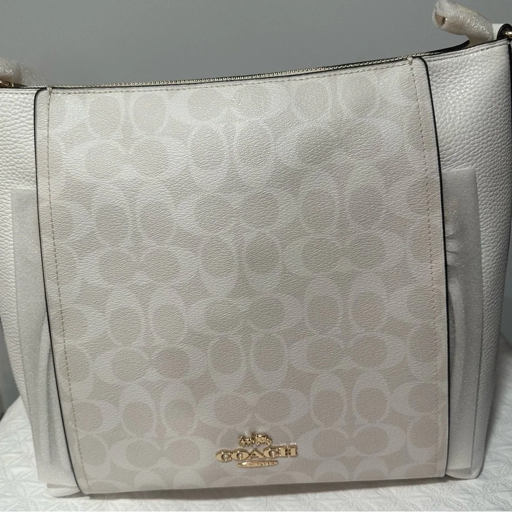Coach New York Logo Packaging